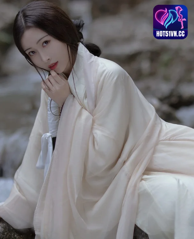 Read more about the article Nàng Thần Đẹp Ran Rr Trên Hot51live: Hội Ngộ Với Ngôi Sao Hoa Ngữ Lôi Cuốn. Liveatream beautiful girl