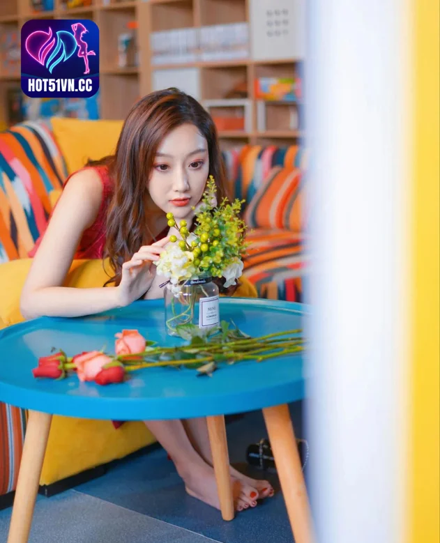 Ruisi - Nữ Thần Đẹp Trời Trung Quốc Trên Hot51live: Bí Mật Tải Ứng Dụng Hot51. Beautiful Chinese Goddess 2 - Hot51 Ruisi-hot51vn