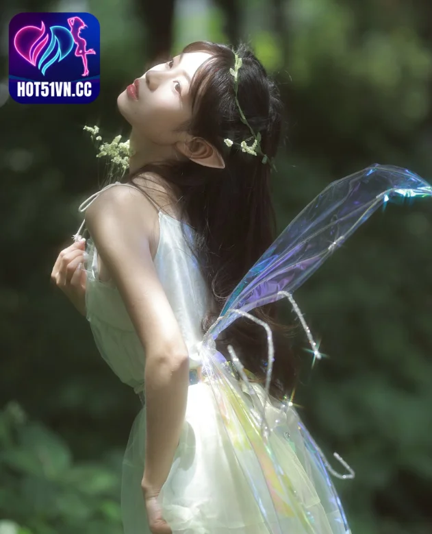 You are currently viewing Wai Wai (歪歪): Nữ Thần Quyến Rũ Trên Hot51 – Hành Trình Nổi Bật Trong Thế Giới Live Show và Ứng Dụng Hot 51 . Beautiful girl Goddess