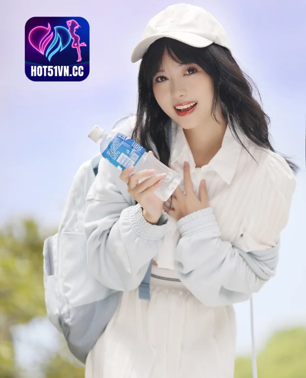 Read more about the article Xiao Wei Ren Er: Nữ Thần Trung Quốc Đẹp Như Mơ Trên Hot51 – Hồi Sinh Đêm Trực Tuyến với Ứng Dụng Live Show Nổi Tiếng . Beautiful girl Goddess