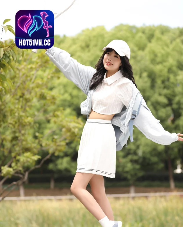  Xiao Wei Ren Er-hot51vn