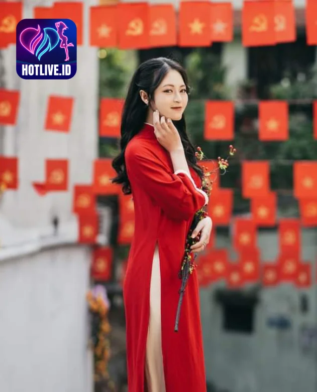 Áo Dài Gấm Beautiful Hotlive51: Nét Đẹp Truyền Thống Gặp Gỡ Với Nền Công Nghệ Hiện Đại. The best app livestream 2 - Hot51 Áo Dài Gấm-hot51live