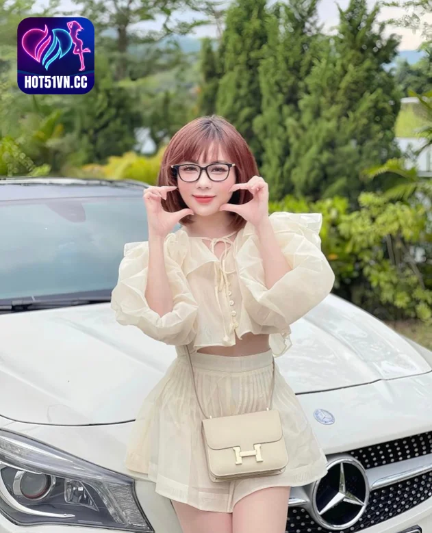 Nữ Giảng Viên Vietnam Âu Hà My: Hành Trình Sáng Tạo và Ảnh Hưởng Trong Giảng Dạy. Beautiful lecturer 2024 6 - Hot51 Âu Hà My-Hot51live