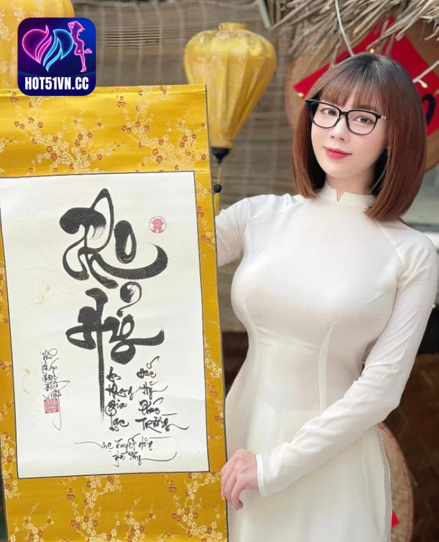Nữ Giảng Viên Vietnam Âu Hà My: Hành Trình Sáng Tạo và Ảnh Hưởng Trong Giảng Dạy. Beautiful lecturer 2024 2 - Hot51 Âu Hà My-Hot51live