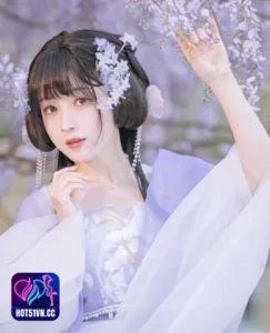 Read more about the article Me La Kong Que : Ngôi Sao Trung Quốc Xinh Đẹp Trên Hot51 – Hấp Dẫn Hot51 Ái Ngọc và Hot51 Trực Tuyến. Beautiful Chinese Star best live