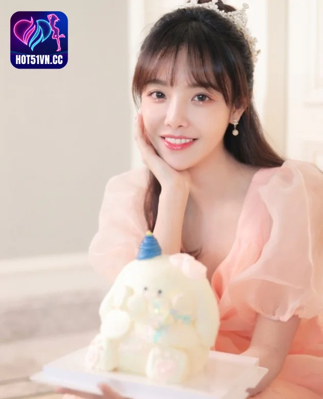 Hot51live: Bí mật thành công của TikToker Thố Tử Nha và Sự Phát Triển Của Ứng Dụng Hotlive. Beautiful Tik Toker Vietnam 3 - Hot51 Thố Tử Nha-Hot51live